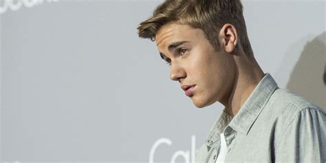 look at justin bieber s new hair right now