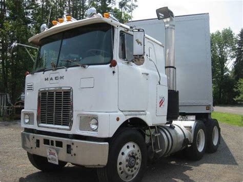 cabover trucks pics google search cabovers pinterest mack