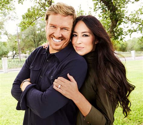 Watch First Trailer For Chip And Joanna Gaines Fixer Upper Reboot