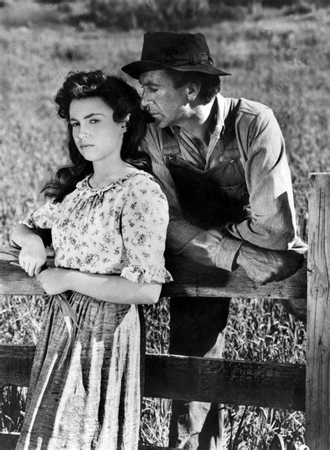 Gary Cooper And Joan Leslie In Sergeant York 1941 Joan