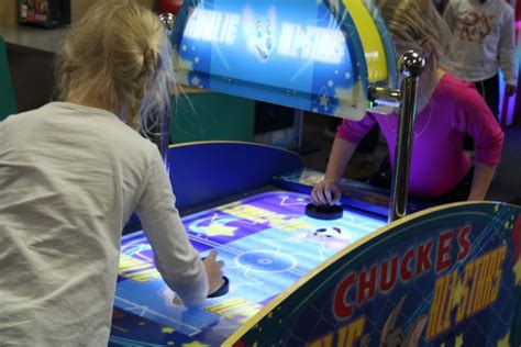 throw a stress free birthday party with chuck e cheese