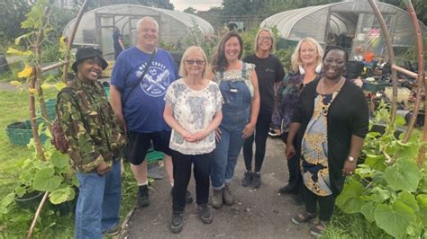 oldham news main news failsworth growing  wellbeing project  helping hand