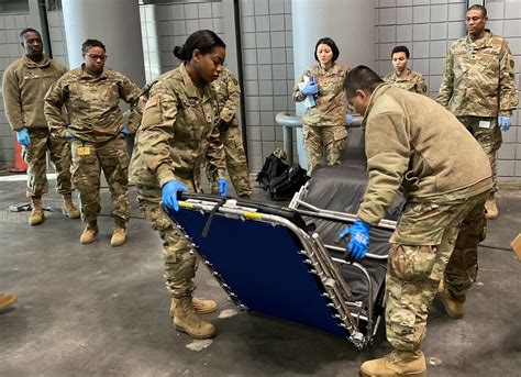 army seeks retired medical soldiers  support covid  efforts
