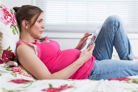 10 questions strangers need to stop asking pregnant women huffpost