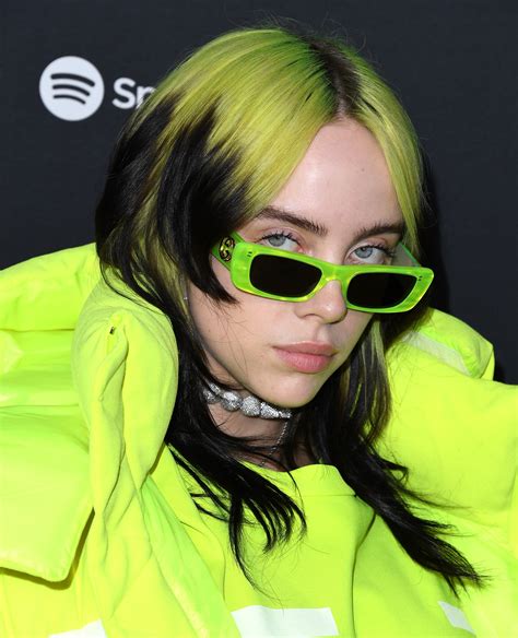 Billie Eilish S Slime Green Valentino Look And Gucci
