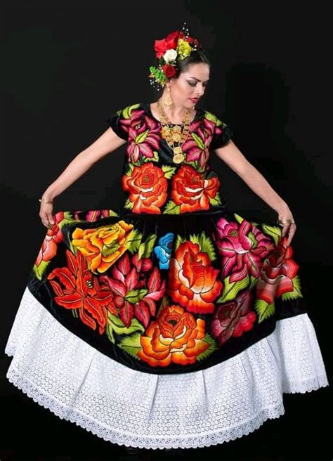 Gorgeous Oaxacan Dress Of Tehuana And Huipiles Etsy