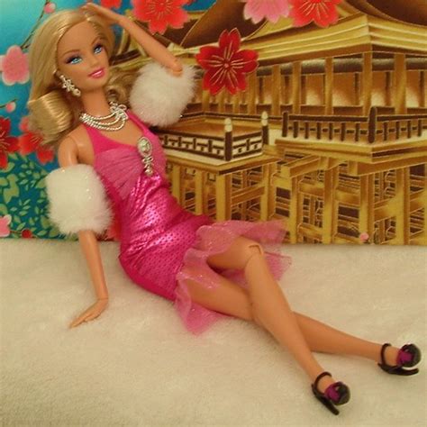 This Fashionistas Glam Barbie Poses Over 100 Ways I Was Am Flickr