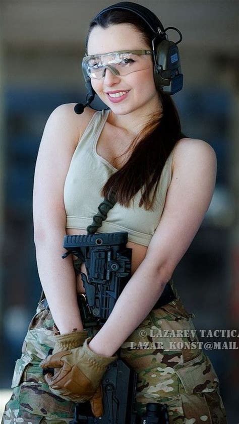 Pin By Daymond Brent On Elena Deligioz Military Girl Army Women