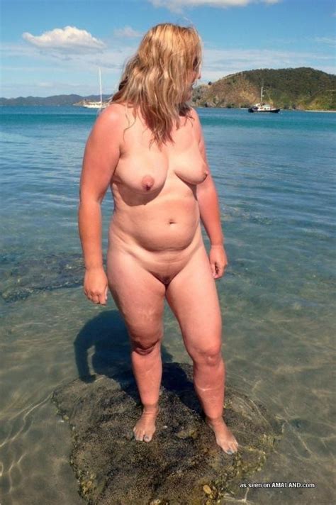 Blonde Wild Bbw Posing Naked At The Beach Pichunter