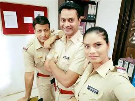 crime patrol actresses   role  police inspector real names instagram   top