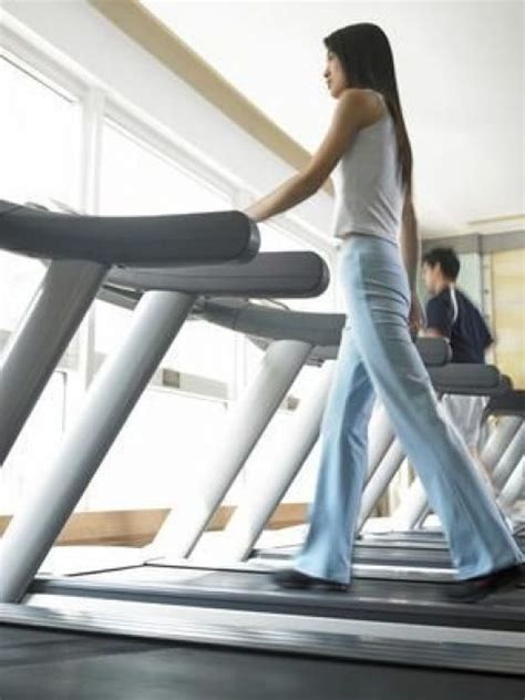 How To Lose 20 Pounds On A Treadmill Walking Uphill