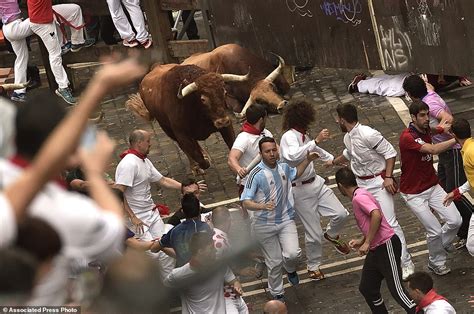pamplona s san fermin festival s second sex attack reported daily mail online