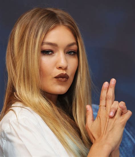 11 photos that prove gigi hadid s hair is victoria s secret worthy