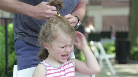 Dads Do Their Daughters Hair For Goodys Fathers Day Short And The