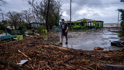 major hurricane fiona  killer storm   heads  caribbean world news sky news