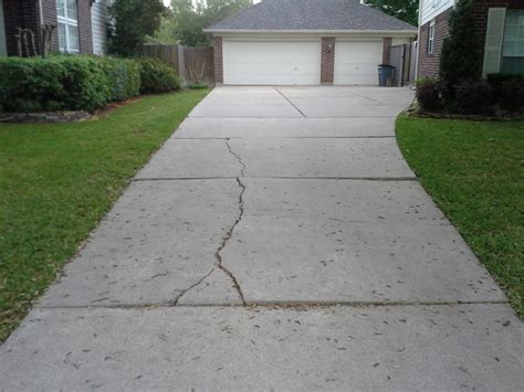 cracked concrete driveway repair