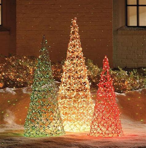 Most Loved Outdoor Christmas Decorations On Pinterest