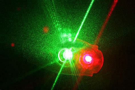laser pointers   create  gbps wireless network ubergizmo