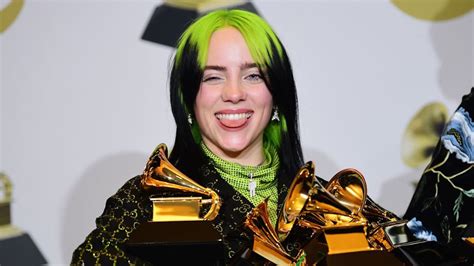 makeup products billie eilish wore    grammys