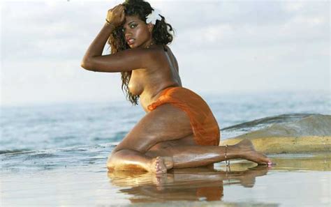 indian model goa ke beach par nude hui indian sex pics
