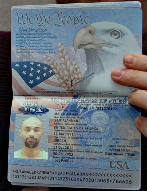 What Is The Difference Between A Us Passport Card And Book Meanid