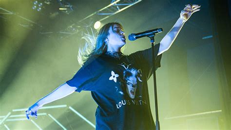 billie eilish wraps     european  livenationtv