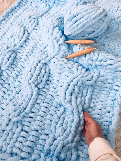 awasome cable knit blanket   ideas
