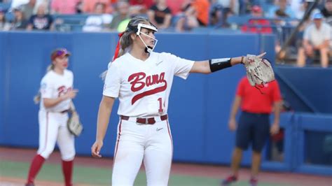 Where Things Stand With No 2 Alabama Softball After 15 0 Start