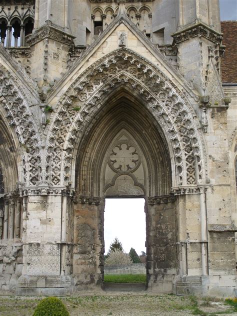 gotische bouwkunst pin van ana deygout op kunstgeschiedenis hofcultuur gotische architectuur