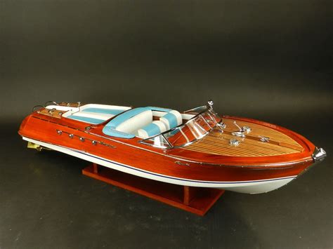 riva aquarama vitesse maquette bateau en bois italien nautica handmade