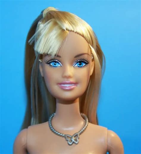 Barbie Golden Blonde Hair Nude Belly Button Body Open Mouth Smile Pink