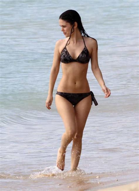 The Hottest Cobie Smulders Bikini Pictures Viraluck