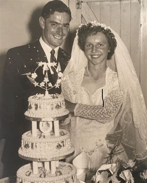 pin  joseph fougere  weddings  years  wedding cakes vintage
