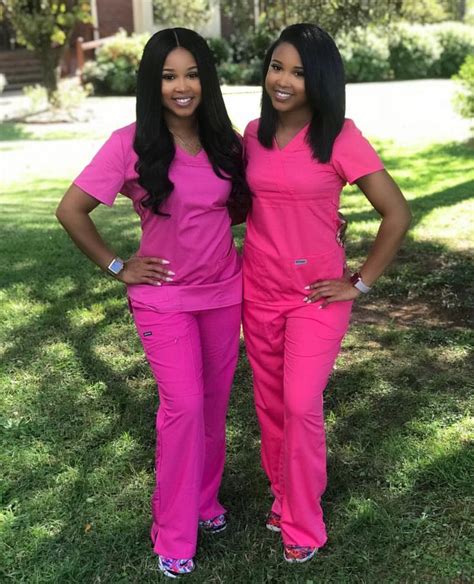 Pin By 👑ueen K Bandzz 💋💋💋 On Beautys Nurse Outfit Scrubs Nursing