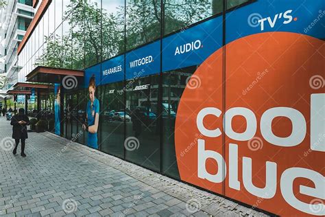 coolblue xxl consumer electronic store zuidas amsterdam bakfiets editorial photo image