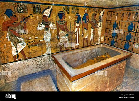 Egypt Tomb Of The Kings Mummy Of Tutankhamun In Golden