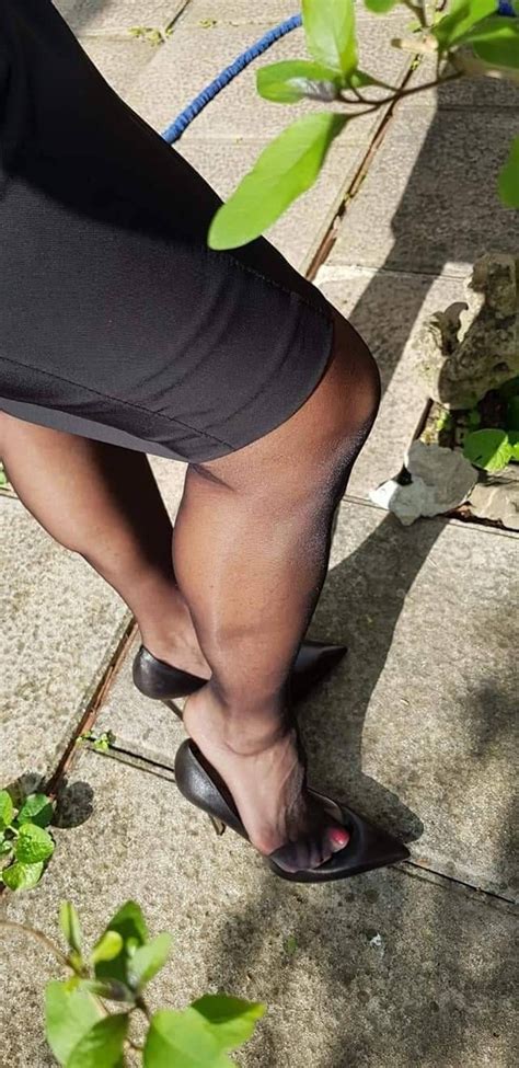 pin on pantyhose and stockings