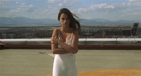 naked penélope cruz in open your eyes