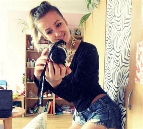 Sexy Polish Girls Taking Selfies 40 Pics