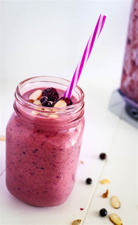 almond berry breakfast smoothie recipe  gestational diabetic
