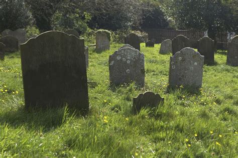 buried alive mourners hear screams and banging from dead