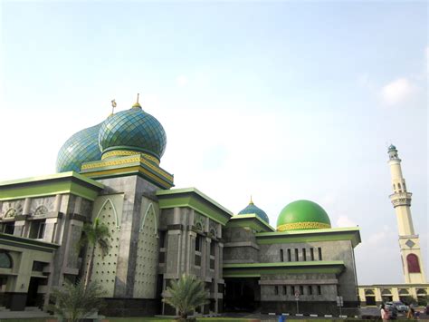 masjid agung  nur dunia masjid jakarta islamic centre