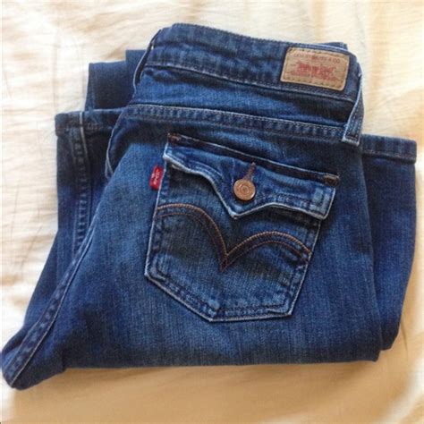 Levi S 💥sale💥levi Jeans With Button Back Pockets 😊 From