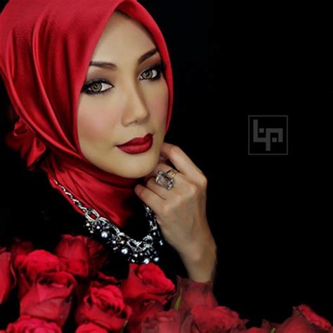 Bersama Erra Fc Wanita Paling Cantik Top 10 Di Malaysia