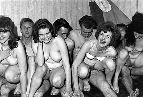 Vintage Group Sex 2 25 Pics