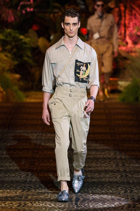 dolce and gabbana spring 2020 menswear fashion show vogue