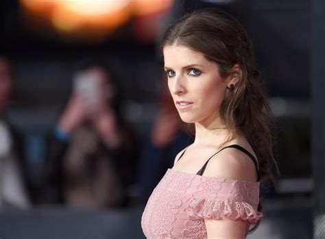 anna kendrick tried to high five a guy after he gave her an orgasm