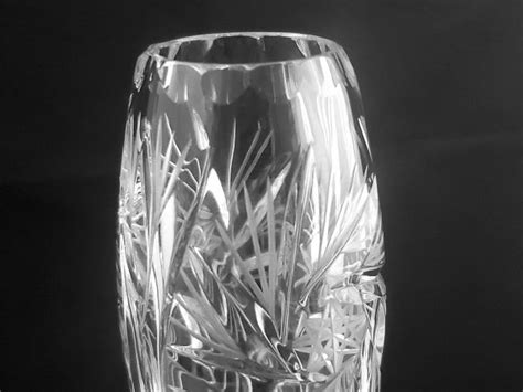 Vintage Lead Crystal Footed Bud Vase Star Pinwheel Pattern 8 H