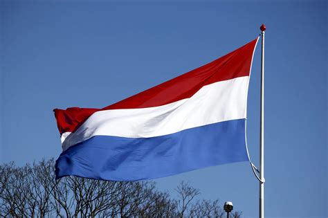 wat  er mis met de nederlandse vlag