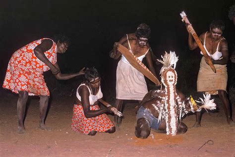 Around “mangaya” Aboriginal Ceremony Jardiwanpa Central Australia